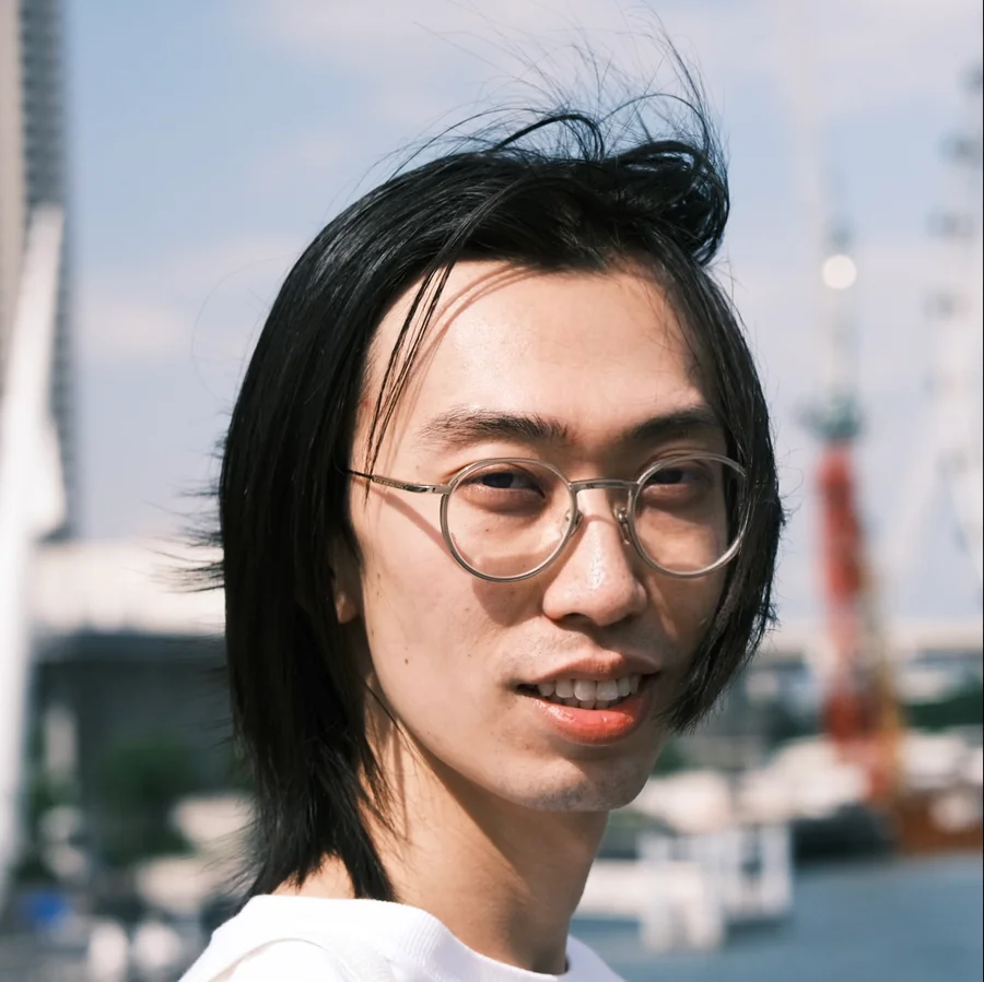 Ziwei Yang
